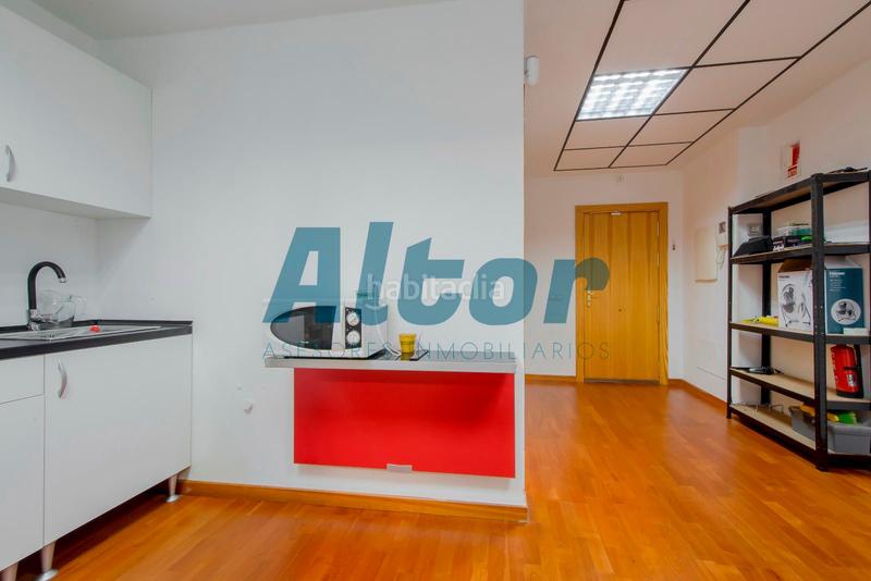 Foto de00cf4a-c250-4f76-8698-93dbde7dac4c. Piso en Rejas Madrid