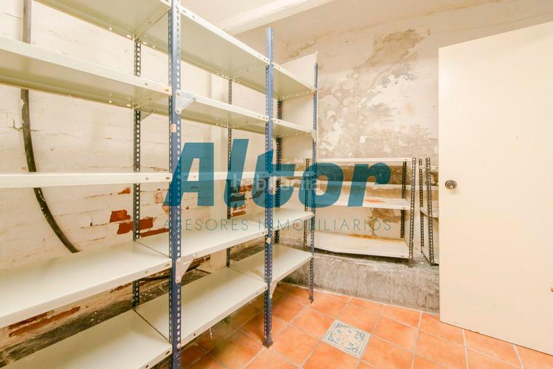 Foto 0dac64eb-df3f-4f14-8714-deeaf00095d8. Locale commerciale in Almagro Madrid