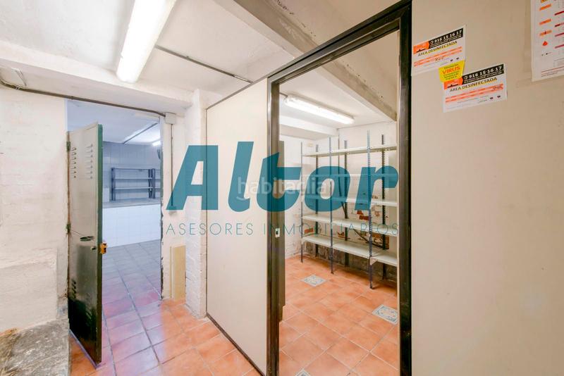 Foto 1734109e-770d-4270-afdf-bf64d7794a87. Locale commerciale in Almagro Madrid