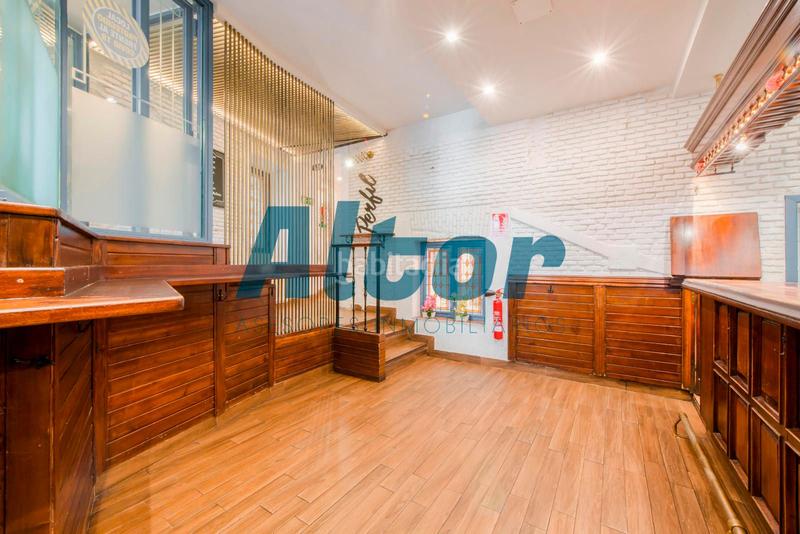 Foto 2b198259-aa8e-482e-9700-308f3225a3ed. Locale commerciale in Almagro Madrid