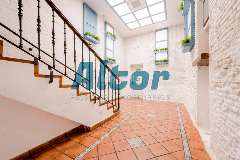 Foto 633c3eac-c031-4734-8d1a-31879e6d8127. Locale commerciale in Almagro Madrid