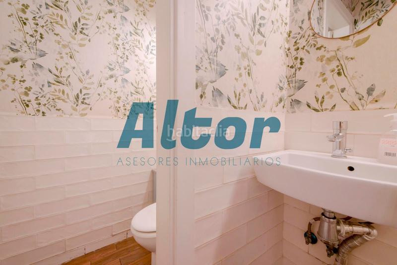 Foto bd734268-05f9-42c5-951e-5ff225f5c4d8. Locale commerciale in Almagro Madrid