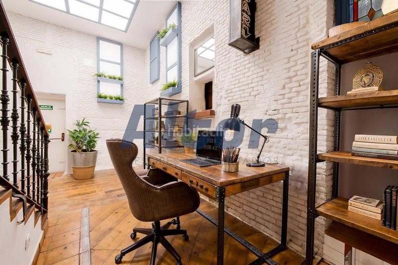 Foto d2bb5331-de4f-4d3a-8565-dabd70ce2391. Locale commerciale in Almagro Madrid