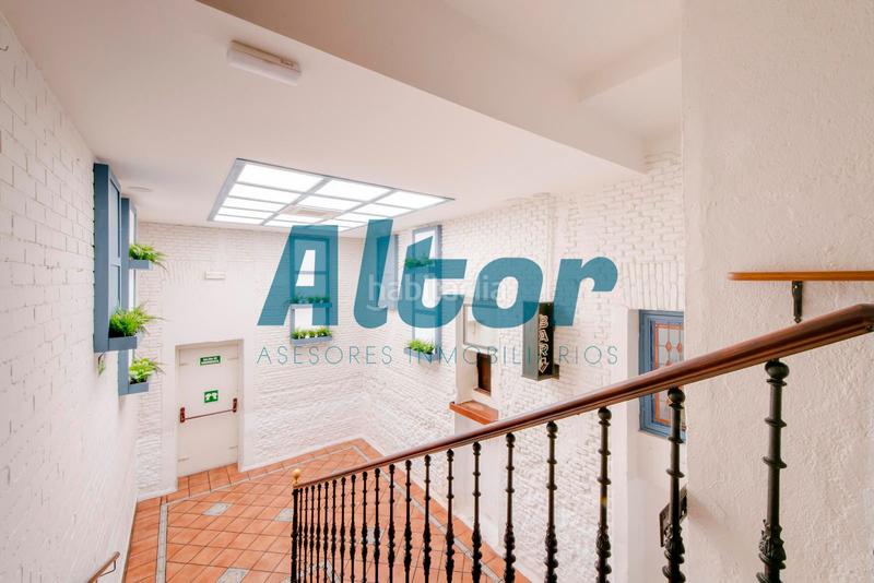 Foto eb4de2c3-906e-41e8-b36d-2323fe9c5dc9. Locale commerciale in Almagro Madrid
