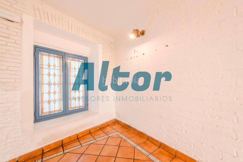 Foto fb64fb3b-bb87-4a92-83ed-40ce2a54cca1. Locale commerciale in Almagro Madrid