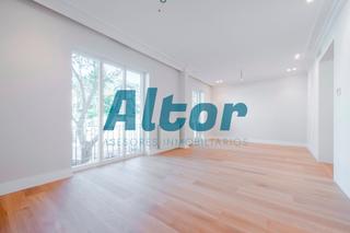 Pis  Del pinar. Altor asesores especialista en propiedades de alto nivel pone a