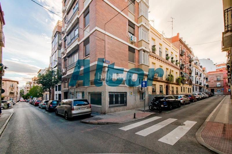 Foto 1d883d27-424a-4577-9aba-e905e7f18f51. Pis amb calefacció aparcament a Guindalera Madrid