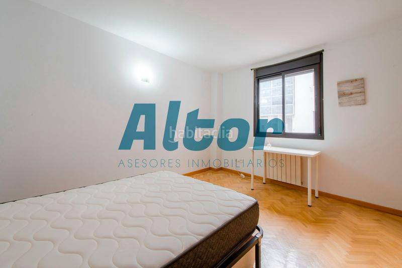 Foto 7d8e4701-f5d0-4afe-b510-38eaa5e145d3. Pis amb calefacció aparcament a Guindalera Madrid