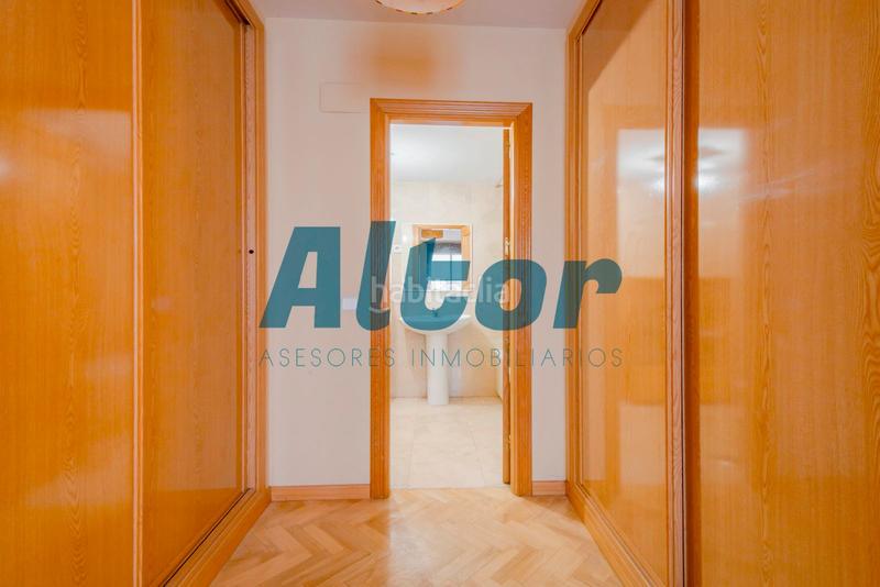 Foto 87ca2afd-ca5a-4843-8acc-50d5feeb8eca. Pis amb calefacció aparcament a Guindalera Madrid