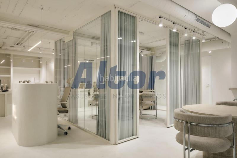 Foto 130eb7d3-d469-4ad7-8ae7-fb04882ff83e. Bureau avec chauffage dans Castellana Madrid