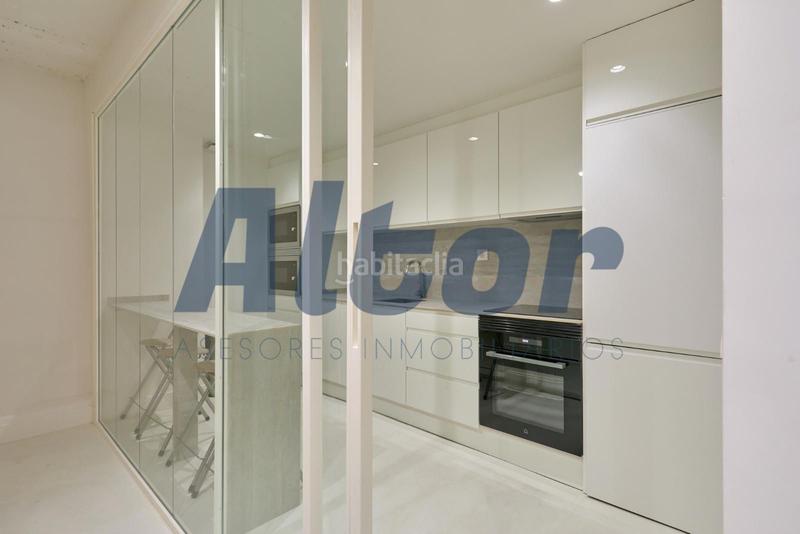 Foto 540a2f58-85c3-45cd-b756-8ab0c9377043. Bureau avec chauffage dans Castellana Madrid