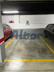 Aparcament cotxe  Del sanguiño. Garaje en venta en calle del sanguiño, 4