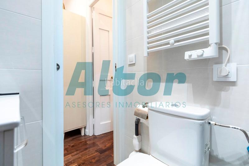 Foto 27ead1d8-fd92-4237-9e33-5506f3c67ff3. Appartamento con riscaldamento in Cortes-Huertas Madrid