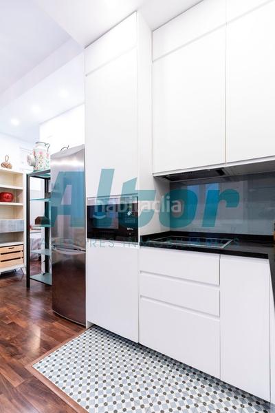 Foto 83294dcc-8083-4429-9b8a-3850e4227605. Appartamento con riscaldamento in Cortes-Huertas Madrid