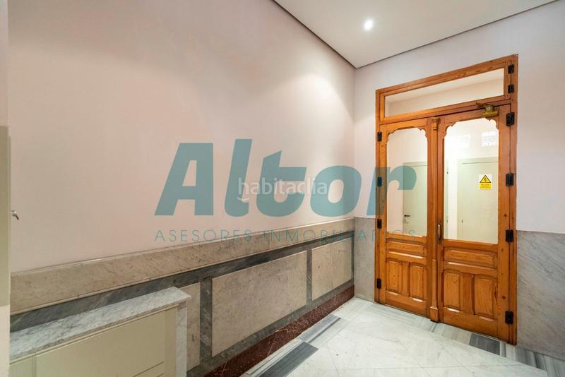 Foto b4959aee-660c-4f8b-b26b-0ba9cc7658d5. Appartamento con riscaldamento in Cortes-Huertas Madrid