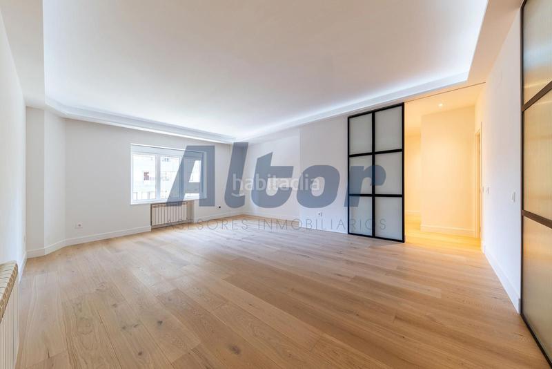 Foto 2fec3530-a5f8-4e83-8e20-c4137753ba56. Appartement avec chauffage dans Niño Jesús Madrid