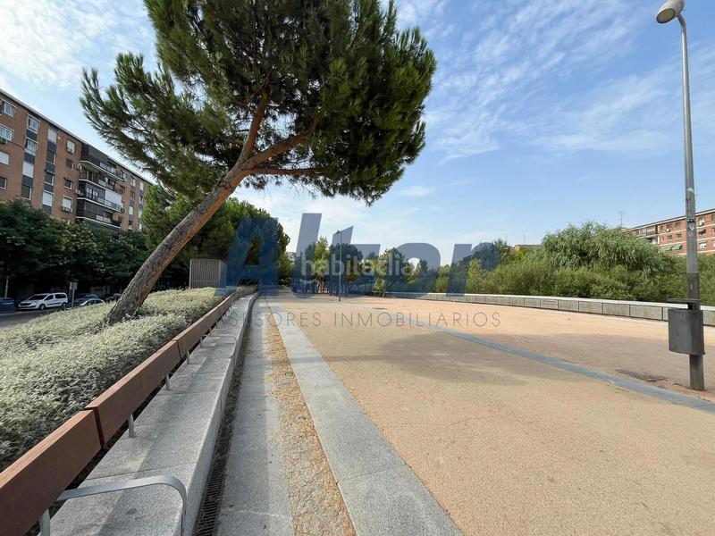 Foto d9bb372d-8f95-41af-a726-675680c50ace. Alquiler piso en Imperial Madrid