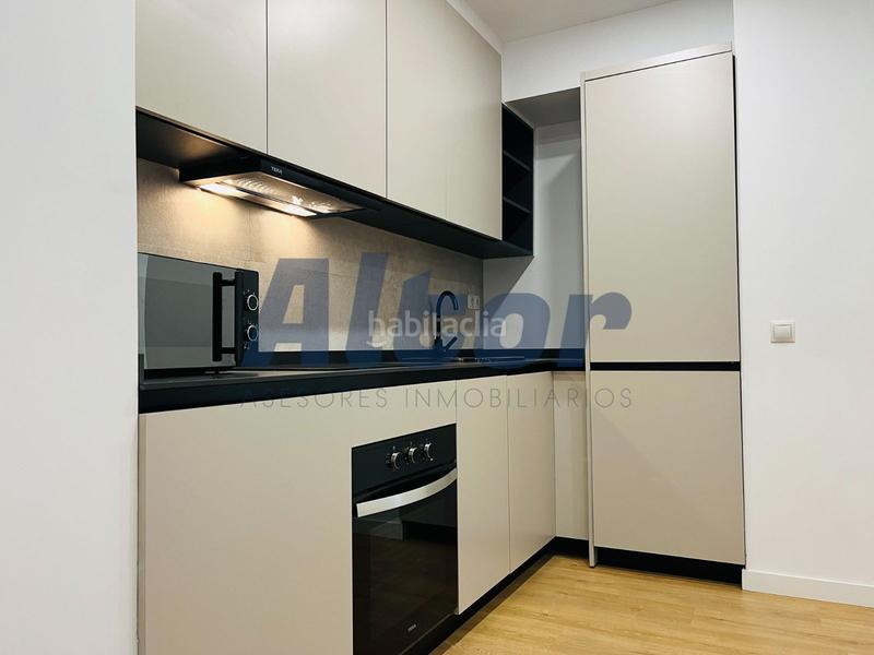 Foto fcd3e68d-6742-4b04-aecb-be5ecc0d1429. Alquiler piso en Imperial Madrid