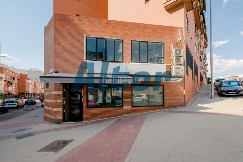 Foto ec3fb97a-e669-4c5c-b550-7dcc3af12376. Locale commerciale in San Pascual Madrid