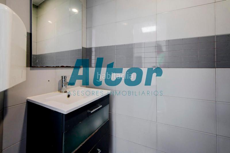 Foto f81d968b-674d-4797-b24b-c940d7145ba0. Locale commerciale in San Pascual Madrid