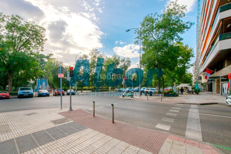 Foto 333c1578-723e-496a-b78e-4f415a2e34ec. Office space in Argüelles Madrid