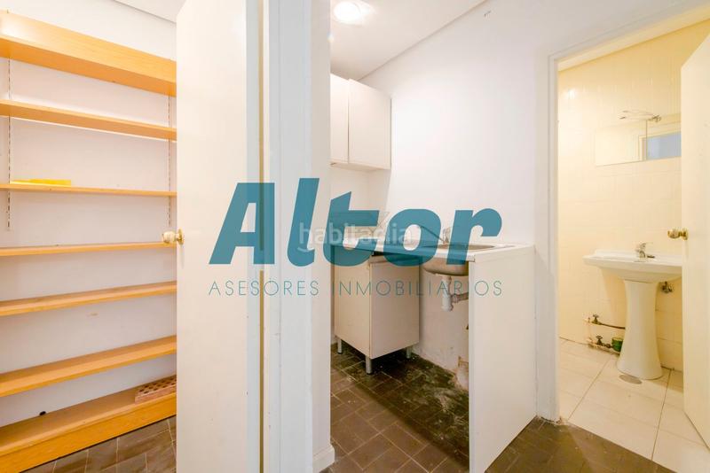 Foto 3eee9785-d143-41ed-bffc-3925d285b35f. Office space in Argüelles Madrid