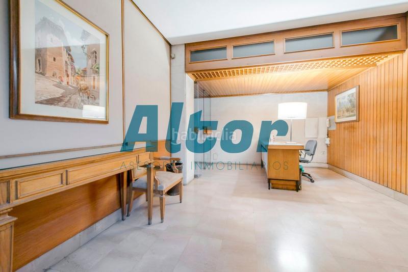 Foto 6e65f6c5-e555-49b7-91a2-43380cb4c9b6. Office space in Argüelles Madrid