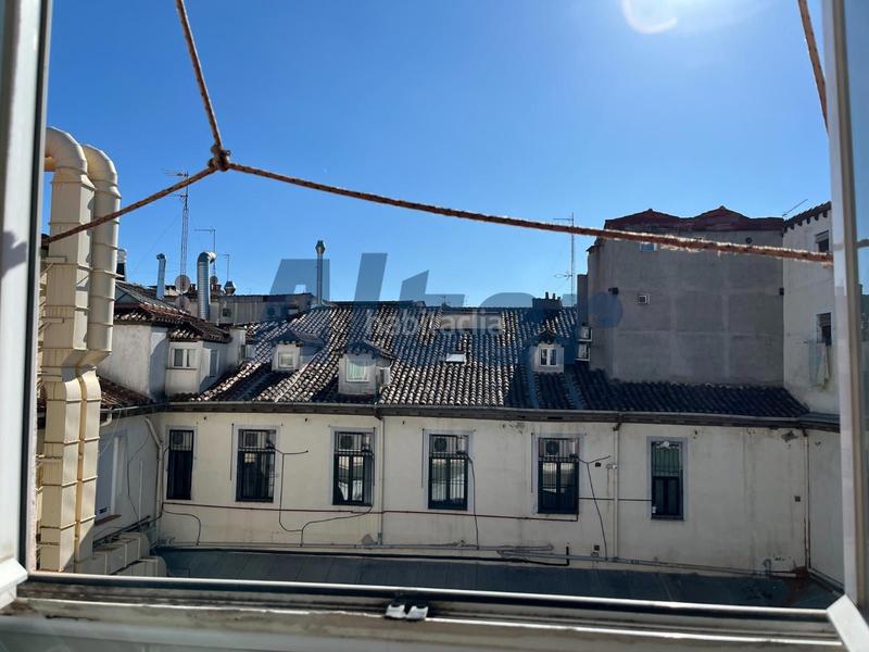 Foto 83ee73f3-5b0a-4344-93bc-514674aa0f1b. Location appartement avec chauffage dans Sol Madrid