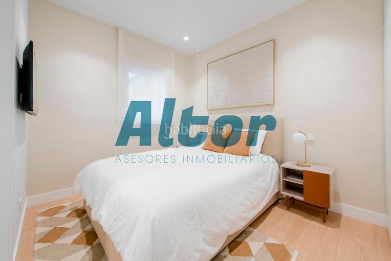 Foto 0d281121-a5e5-4b1b-a9d1-8c96d28f9256. Piso en Trafalgar Madrid