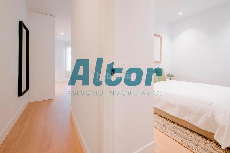 Foto 5db535d4-a08f-4eb8-b06a-25f02cb0a2db. Piso en Trafalgar Madrid