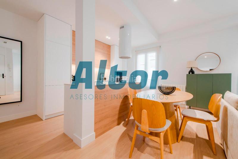 Foto f8484096-b661-4c32-8c77-3cb33603a3f3. Piso en Trafalgar Madrid