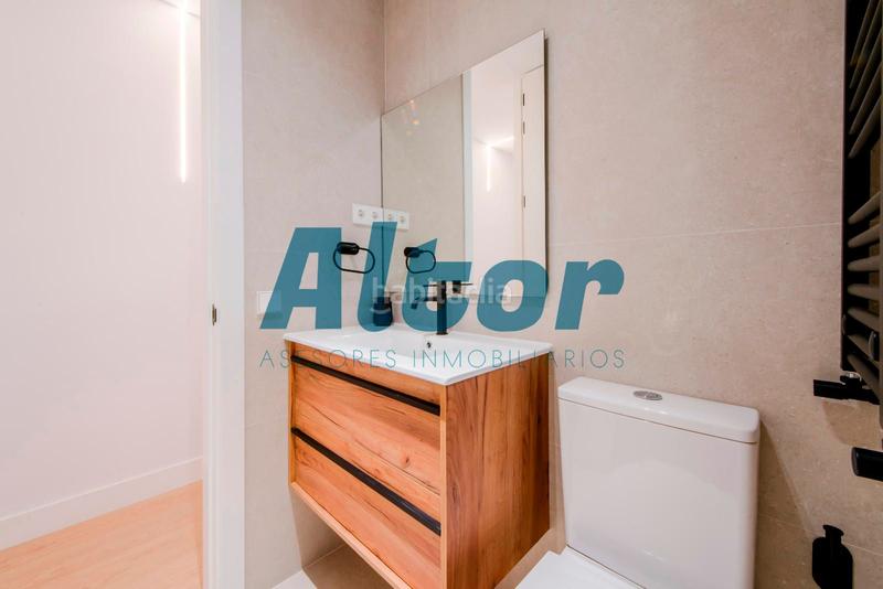 Foto ffbff0bc-00ba-49a4-8f3e-276c757eb7c8. Piso en Trafalgar Madrid