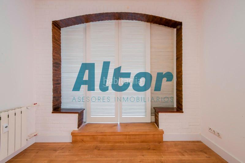 Foto b9937512-a71c-4e36-8085-5a6af5882522. Alquiler ático en Goya Madrid