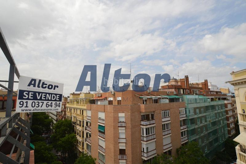 Foto 61e9ed1c-da1c-43b9-bf2a-ddc1f8df3f01. Rent penthouse in Goya Madrid