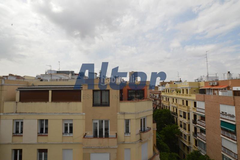 Foto d129f955-5c52-44b3-8c15-8747692116ab. Rent penthouse in Goya Madrid