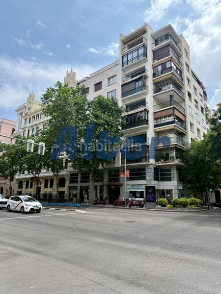 Foto dbd80235-3f53-43e2-8c5e-09b85035ab80. Rent penthouse in Goya Madrid