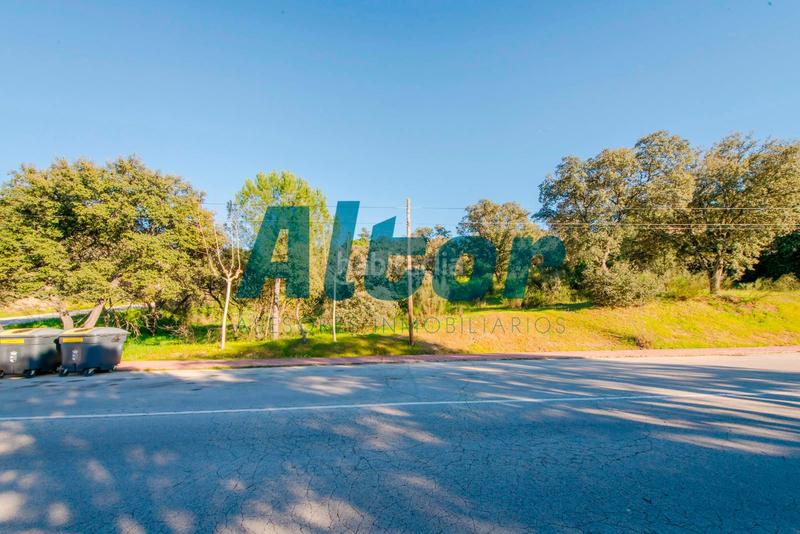 Foto 66726361-95fc-4649-b8e5-a40785b88bd1. Finca rústica a Cerro Alarcón Valdemorillo