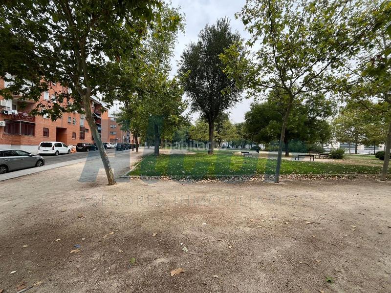 Foto a4d57870-8eb0-4ec9-ba36-2c37bf47488e. Locale commerciale in Pradolongo Madrid