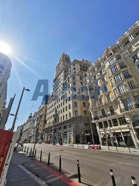 Foto ba928b5e-ce74-41f5-9ebd-547bb7f98065. Piso en Sol Madrid