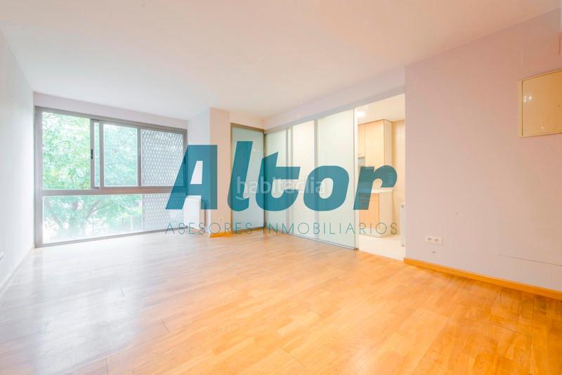 Foto 4d56e6c8-0e16-42bd-b91f-2bc179c01fc2. Pis amb calefacció aparcament piscina a Puerta Bonita Madrid