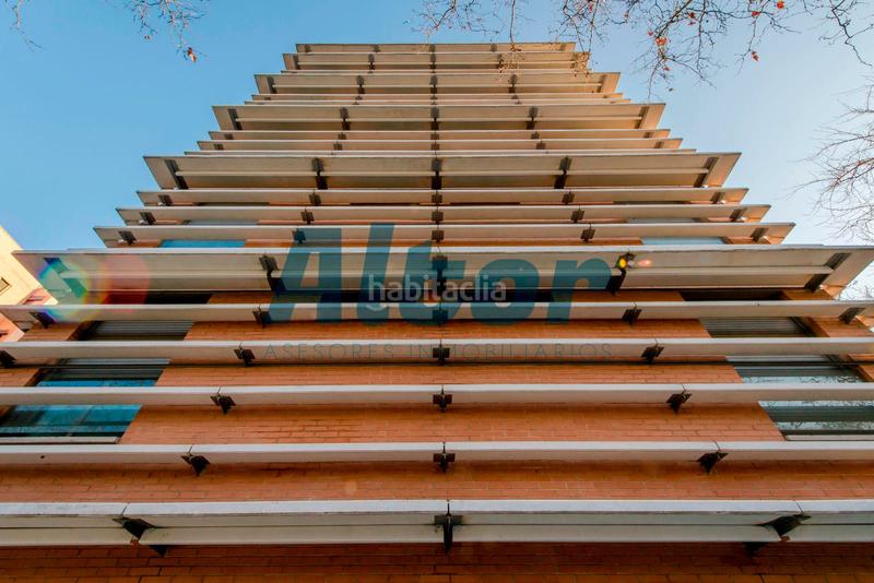 Foto 718495a3-1761-4b64-8087-ec5f6280f723. Pis amb calefacció aparcament piscina a Puerta Bonita Madrid