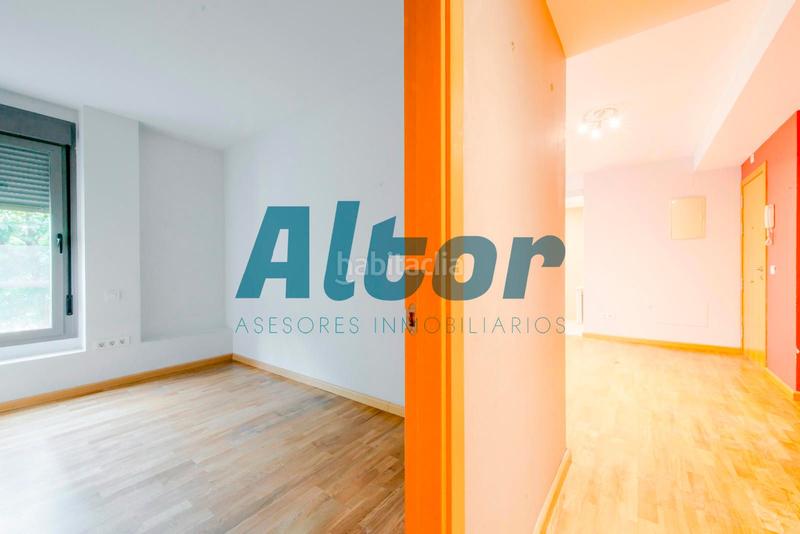 Foto 8711111e-6bf4-436c-9c73-778e443307f4. Pis amb calefacció aparcament piscina a Puerta Bonita Madrid