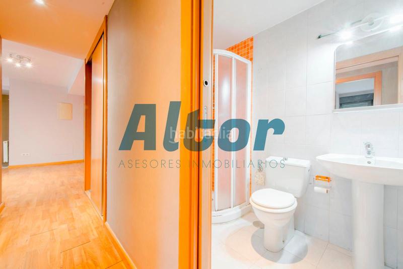 Foto b09d41f6-8376-448b-9f90-b1b7dfdfddb2. Pis amb calefacció aparcament piscina a Puerta Bonita Madrid