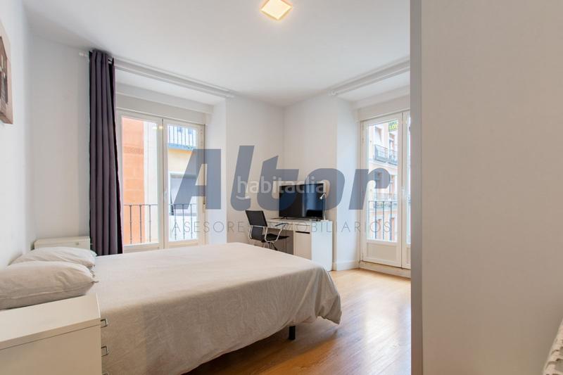 Foto 1490dc71-6a28-431e-b6f1-804dd543639e. Piso en Universidad-Malasaña Madrid