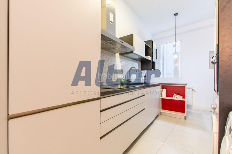 Foto 551d3156-ef05-4431-96b6-bf223b7dc711. Piso en Universidad-Malasaña Madrid