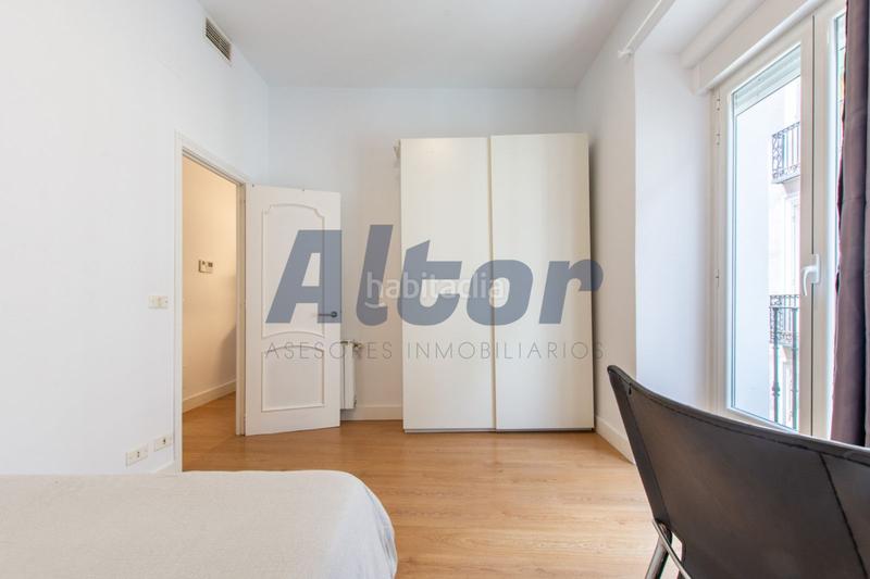 Foto 5cd6ee55-7e71-49cb-8102-4c175cd0d023. Piso en Universidad-Malasaña Madrid