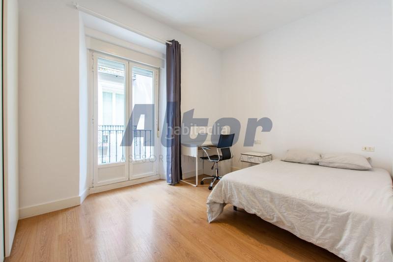 Foto 77060eed-f523-43df-8608-912f60db0204. Piso en Universidad-Malasaña Madrid