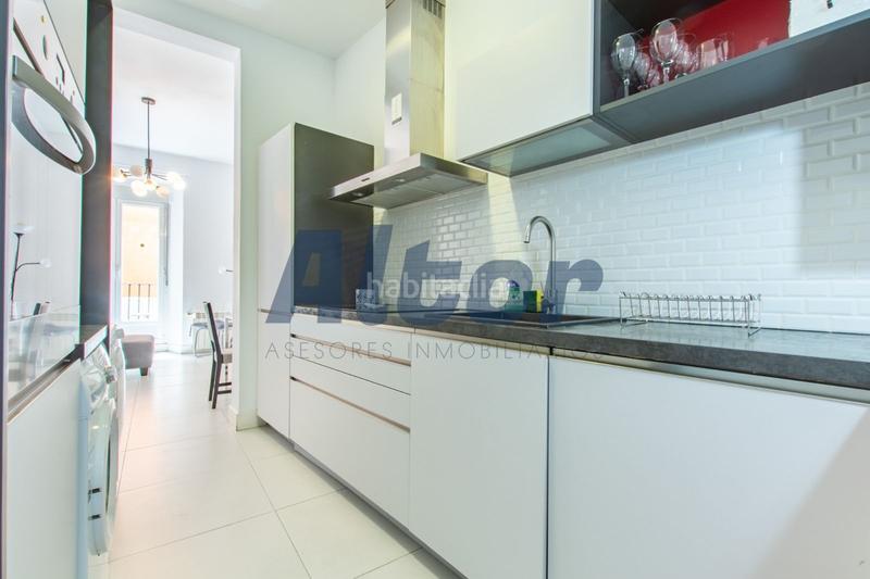 Foto 793fb6e7-0683-4b19-a8a0-88522641ad8b. Piso en Universidad-Malasaña Madrid