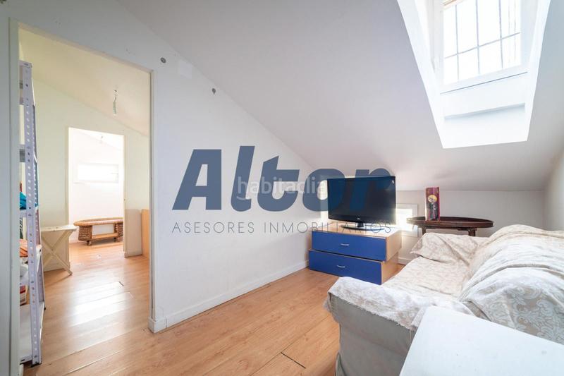 Foto 2387da3d-dac6-4ce6-8ad5-c9000edc2e1c. Pis amb calefacció a Recoletos Madrid