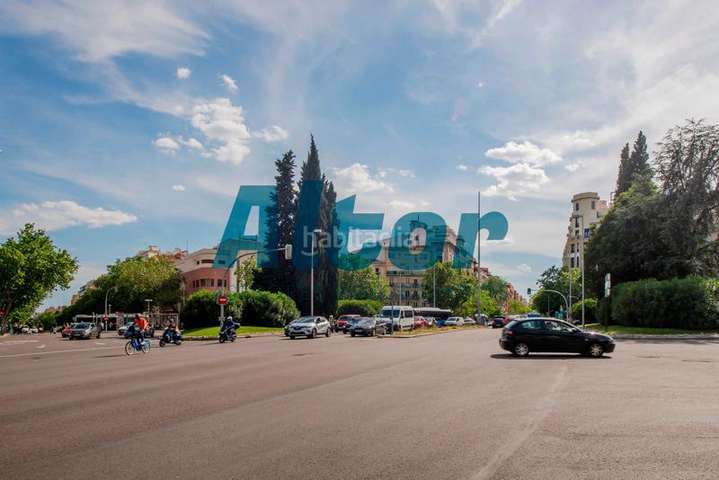 Foto ad0e5e5f-5fb5-47ce-96a9-27f8c8b2c93b. Local comercial a Fuente del Berro Madrid